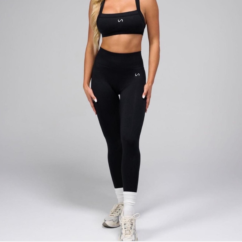 Women's Black High-Waisted Leggings